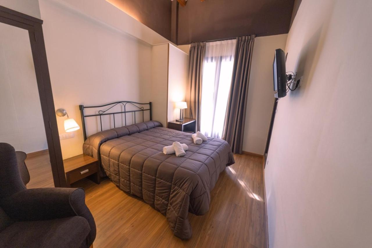 Hotel Rural Y Apartamentos Villa Engracia Espluga de Francolí Eksteriør billede